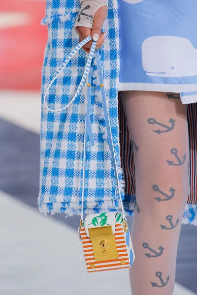 Look 84